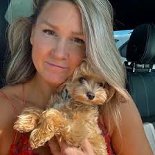 Emily Travers (emilybraese)