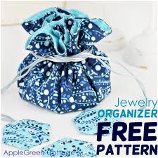 Keeping jewelry organized is a real challenge. Diy Jewelry Organizer Free Sewing Pattern Applegreen Cottage
