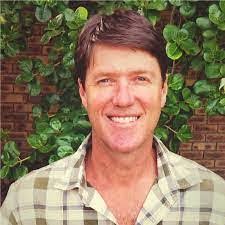 Douglas Hallock's Instagram, Twitter & Facebook