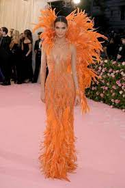 Entertainment television, llc a division of nbcuniversal. Met Gala 2021 On Twitter Kendall X Kylie Jenner Metgala