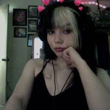 Fallon Wise (HeyJudeDrown)