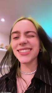 Billie Eilish Shares A Post About Normalizing Real Bodies After Body Shamers Criticize Her Online Daily Mail Online