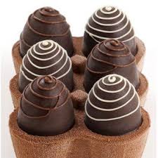 Paques 2019 Notre Selection De Chocolats Qui Vont Faire Rever Vos Enfants Paques Oeufs De Paques Chocolat Chocolat Et Chocolat Paques