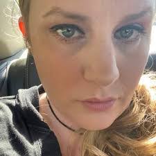 Cherry Nielsen's Instagram, Twitter & Facebook