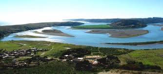 Quedan vestigios de ello en los esqueletos de los barcos hundidos frente a la localidad de lagunillas a escasos metros de la playa. Navidad Viaje X Chile