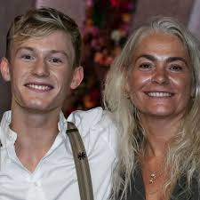 Albert Rosin Harsons mor: Jeg er så stolt af ham