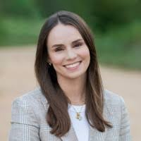 Leah Sellers's Instagram, Twitter & Facebook