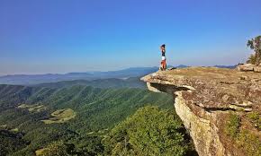 10 Best Appalachian Trail Section Hikes From Georgia To Maine Appalachian Trail Hiking Backpacking Trips Usa Hiking Trip