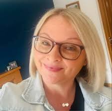 UPDATE FOUND thanks everyone My son's scooter was taking from mountfleurie  primary school today , mongoose , aqua green plate , black handle bars and  black and green grips . 2 teenage