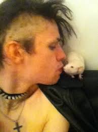 Any other goths with rats in here? : r/goth
