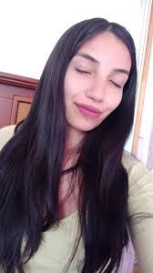 Jennifer Alvear's Instagram, Twitter & Facebook