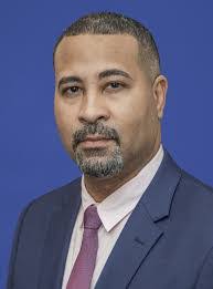 Manuel Casanga's Instagram, Twitter & Facebook