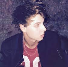 Jordan Holden's Instagram, Twitter & Facebook