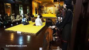 Sejarah melaka bermula dengan pengasasan kesultanan melaka oleh parameswara dengan demikian melaka mengendalikan sepenuhnya kedua pesisir yang mengapit selat malaka. Muzium Istana Kesultanan Melaka Hub Ilmu Kesultanan Melayu Melaka