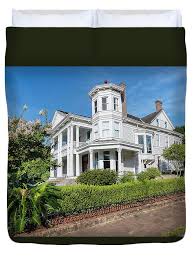 Bailey House, Natchez, Mississippi Wood Print by Claudia Uripos