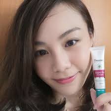 Himalaya Under Eye Cream review: Is it able to get rid of eye circles and  lines in 4 weeks?