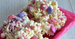 Pop Corn Au Chocolat Blanc Et M M S La Boite A Cookies Chocolat Blanc Chocolat Boite A Cookies