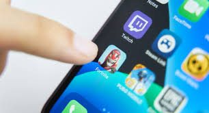 Apple, google and what it means for you. Video Games Fortnite Vs Apple Does Not Reach The App Store But Not Unreal Engine