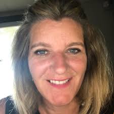 Jenna Powell Independent Avon Representative