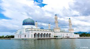 We recommend booking kota kinabalu city mosque tours ahead of time to secure your spot. City Mosque Sabah Malaysian Borneo