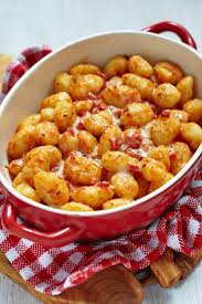 Potato Gnocchi With Spicy Tomato Sauce Gnocchi Is A Wonderful Italian Pasta Made With Potatoes That Forms A Thic In 2020 Spicy Recipes Tomato Recipes Gnocchi Recipes