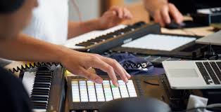Ableton, digital audio workstation, sampling, sound design, production, mixing. Ableton Push Ableton Liveschool Ableton Liveschool