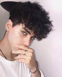 Hbd Elijah Haider April 11th 1997 Age 22 Curly Hair Men Boys With Curly Hair French Twist Hair