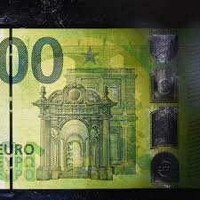 100 euro schein muster : 100 Und 200 Euro Scheine Das Sind Die Neuen Sicherheitsmerkmale Der Ezb Manager Magazin