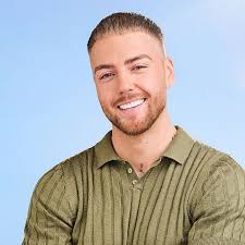 Därför känner du igen Oliver Hunt i True Love Sverige 2023