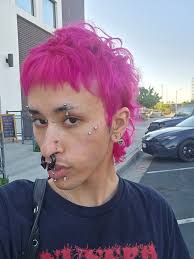 Office space for rent in Astoria for nail services