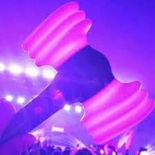 Terjemahkan ke dalam bahasa indonesia! Orang Yang Dibangkitkan Dari Alam Kubur Diarahkan Menuju Suatu Tempat Yaitu Brainly Co Id