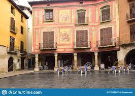 Graus huesca a partir de 95.000 €, finca rústica de 0 dormitorios en huesca, huesca. Hauptplatz Der Stadt Von Graus Huesca Araga N Spanien Stockbild Bild Von Farbe Bogen 132021479