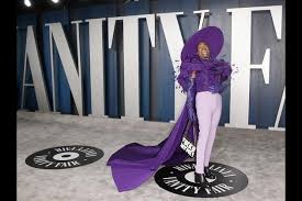 Billy porter regularly slays the red carpet at the likes of the met gala, golden globes and oscars. Billy Porter Sets Oscar After Party On Fire With Flowy Purple Outfit