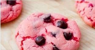 Biscuits Parfaits Faits Avec Un Ma C Lange A Ga Teau With Images Strawberry Chocolate Chip Cookies Cake Mix Cookies Chocolate Strawberries