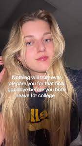 Saying Goodbye to My Boyfriend Before Leaving for College