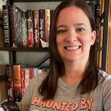 Kristi Ayers's Instagram, Twitter & Facebook