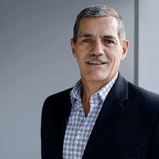 Allan Snow's Instagram, Twitter & Facebook