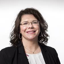 Kara Rutherford's Instagram, Twitter & Facebook