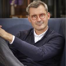 Nada se esto llegaría sin un equipo altamente comprometido y que sueña  conmigo a ser los mejores de la industria optica. Bravo Etnia Team 👏👏👏  The best is yet to come 🕺🏼🕺🏼🕺🏼 |