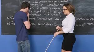 Bad teacher seduces him with a fantastic titjob - SexVid.xxx