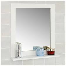 Se pensiamo allo specchio della tradizione ce lo immaginiamo rettangolare con una cornice imponente, ma gli specchi contemporanei possono avere la cornice anche se hanno una forma ovale o tonda. Sobuy Specchio Da Bagno Con Mensola Scaffale Da Parete Bianco Frg129 W It Eprice