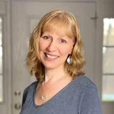 Amanda Krug's Instagram, Twitter & Facebook