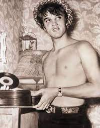 The american singer, who died nearly 44 years ago, was heavily medicated to control a series of. 29 Handsome Pictures Of Young Elvis Presley