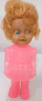 BONECA ANTIGA DE PLASTICO BOLHA MINERVA ROSA.