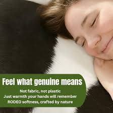 Amazon.co.jp: RODEO 本革牛革 ジーニアス レザーラグ 装飾価値 サイズ 約6×7フィート (ブラックとホワイト) : Home &  Kitchen