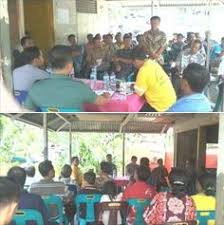 Senin 29 01 2018 Bhabinkamtibmas Polsek Lahewa Briptu Mangihut M Gurning Menghadiri Undangan Kepala Desa Hilina A Rosidod Undangan Dan Pedesaan