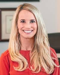 Kelly Combs's Instagram, Twitter & Facebook