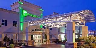 The fairfield inn by marriott rochester airport is located on airport property within walking distance from the main terminal. Family Rochester Hotels In New York City Holiday Inn Suites Rochester Marketplace
