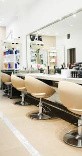 Le Salon De Sandy 75008 Paris Salon Meilleur Salon De Coiffure Meuble Salon