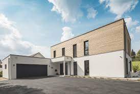 Garage garage im keller grundriss. Einfamilienhaus Im Grunen Mit Flachdach Garage Hausbaudirekt De